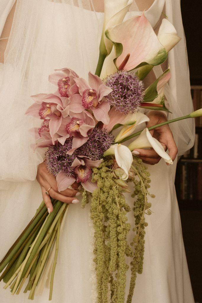 Enchanted Garden's Secret Posy Array  